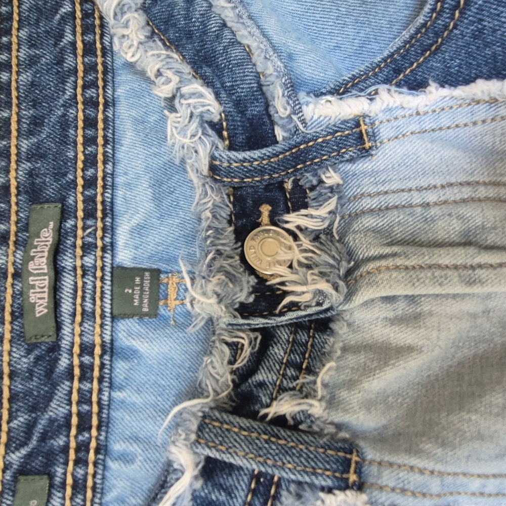 Patchwork Denim Shorts - Picture 2 of 3